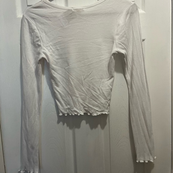 New with tags crop top. - Picture 2 of 2